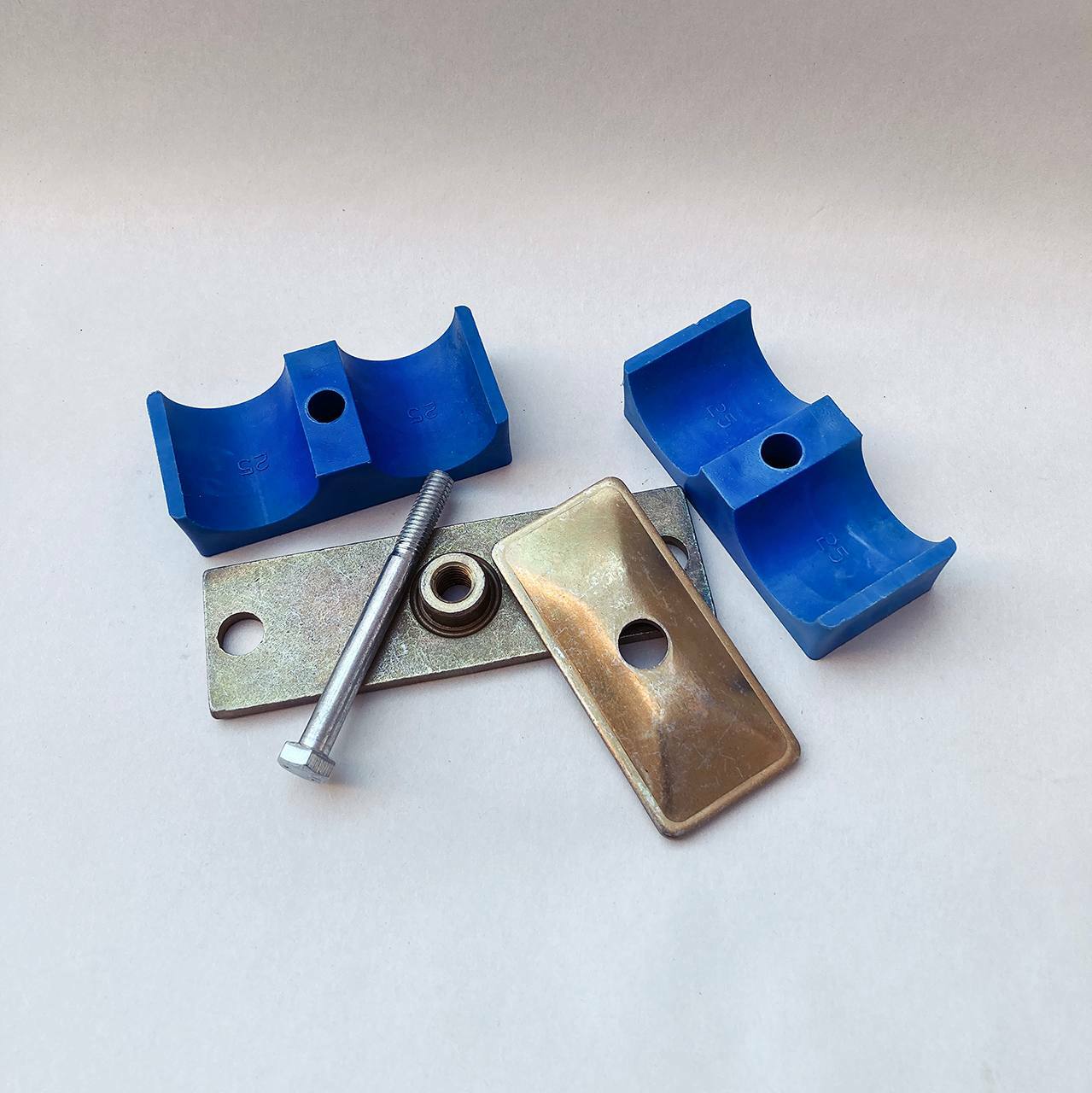 трубные зажимы DIN 3015 трубные зажимы DIN 3015